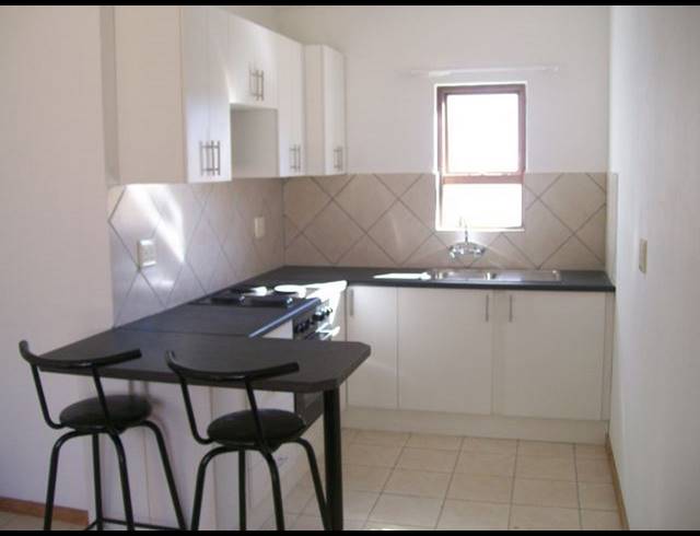 2 bed property to rent in WORCESTER CENTRAL